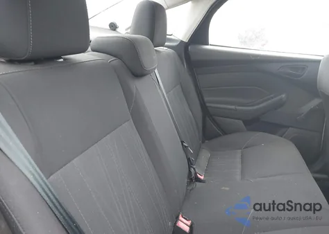 2016 Ford Focus S из США, поврежденный, VIN 1FADP3E23GL322395